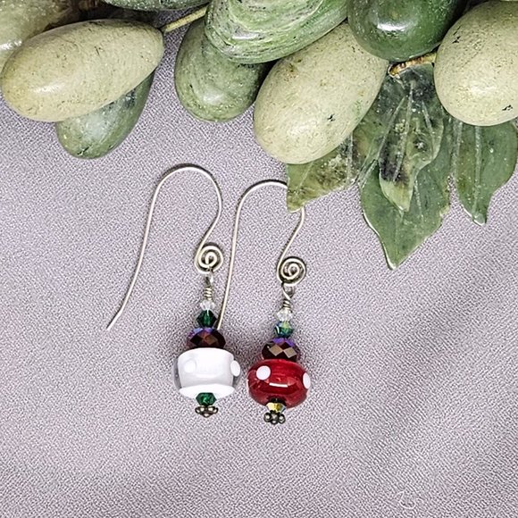 NWOT Earrings Red White & Green w/ Swarovski Crystals Handmade SS Ear wires 2" - Picture 1 of 10